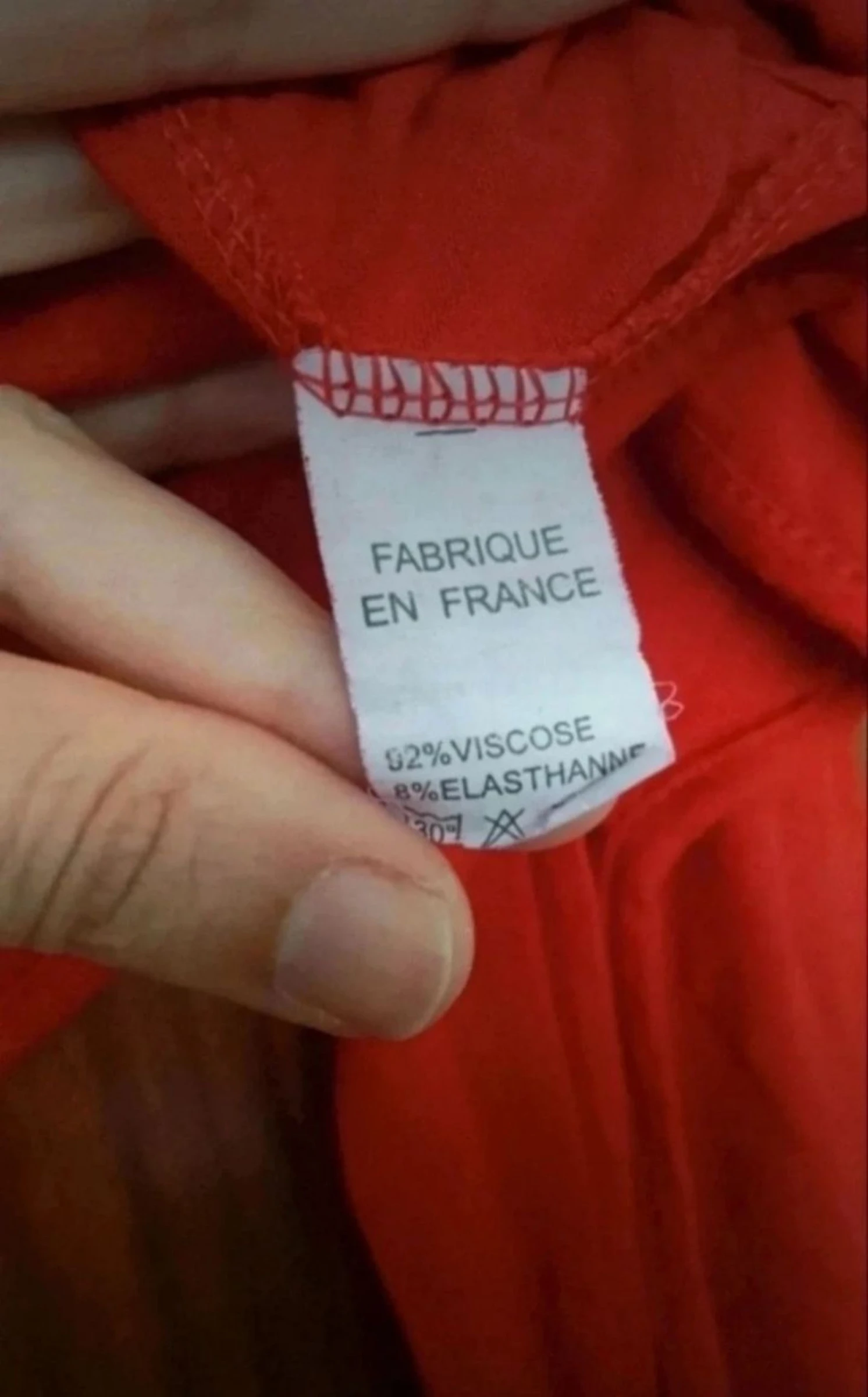 Elegante bolero met knoop aan de voorkant rood – photo 3